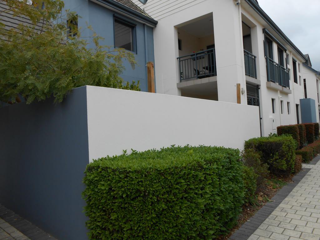 Como Waters - Perth, Perth